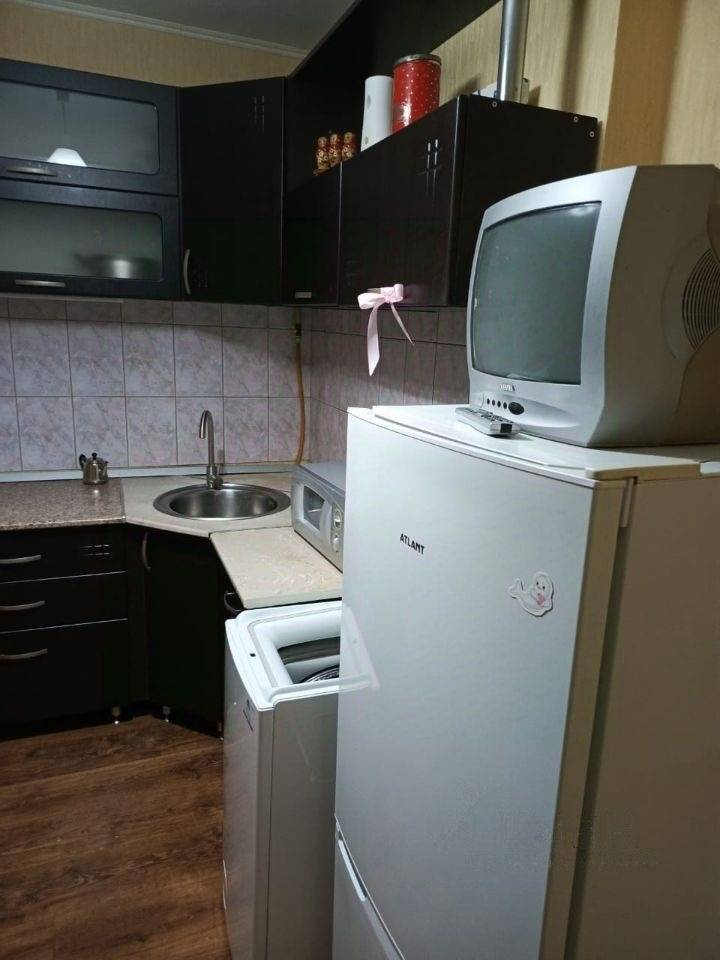 4268710-7