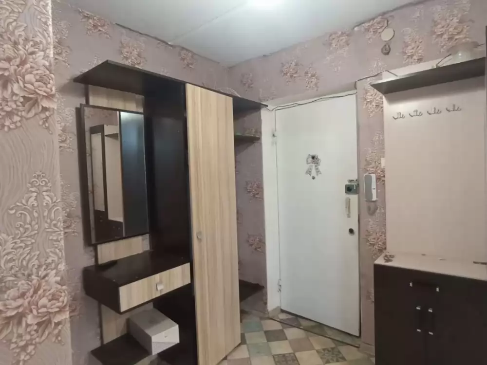 4436370-15