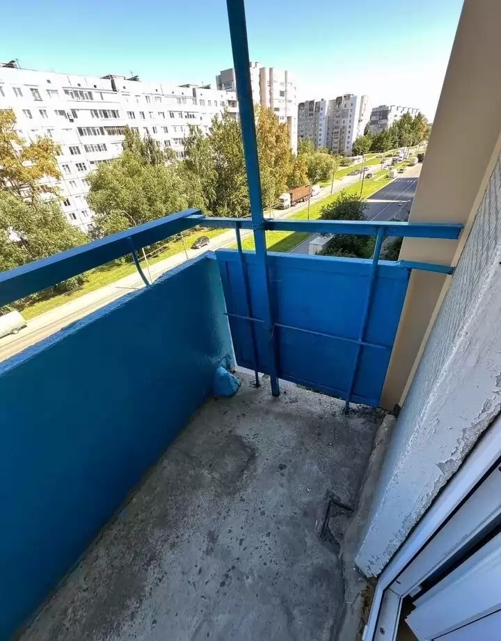 4378905-11