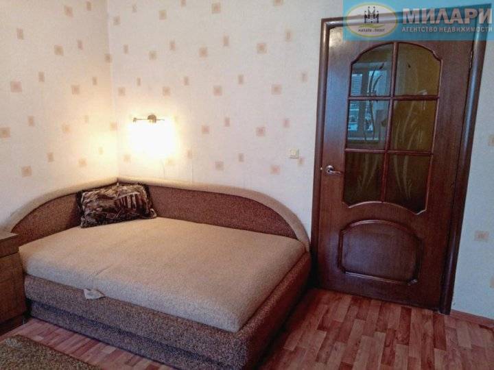 61dc5c6cf4f343190d0e3458-1