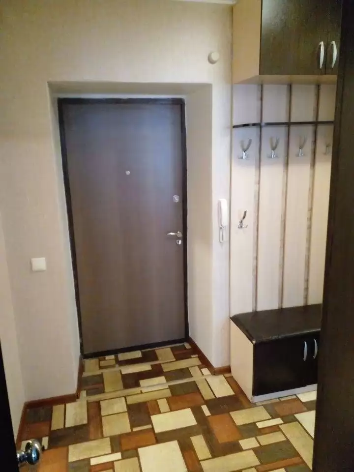 4268752-7