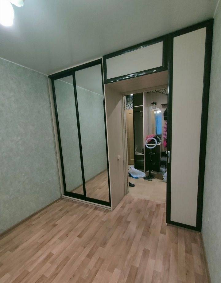 4268774-9