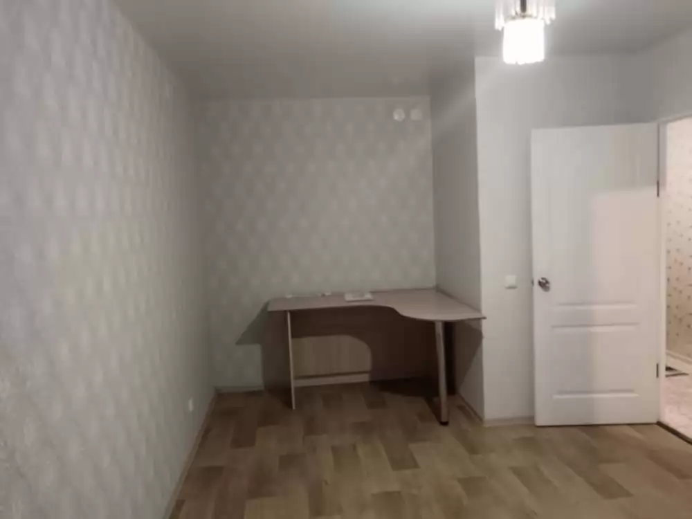 2195695-2