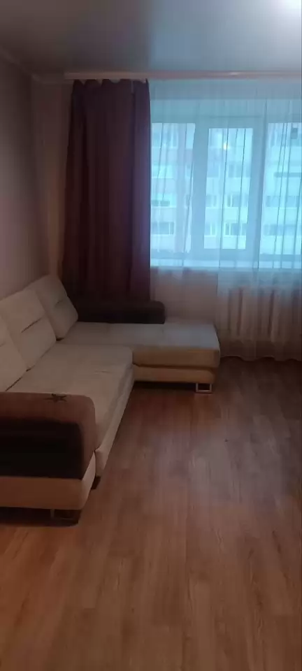 4431748-10