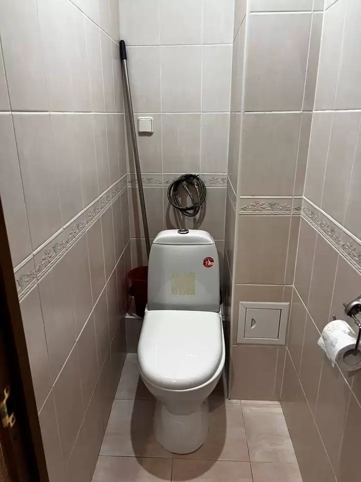 2565778-6