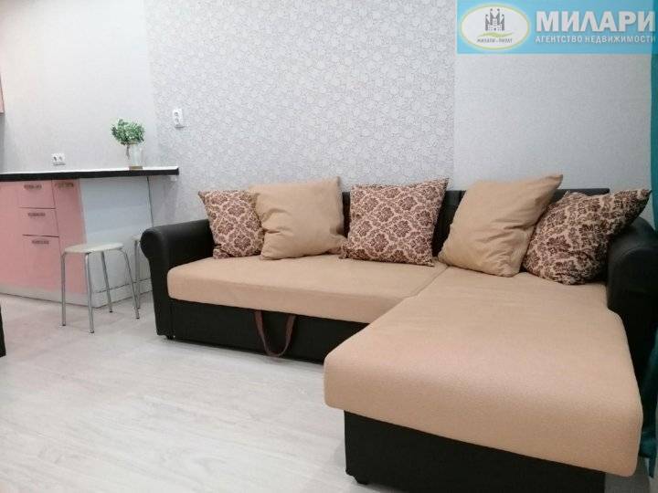 61a2181b9d17ce3449008126-1