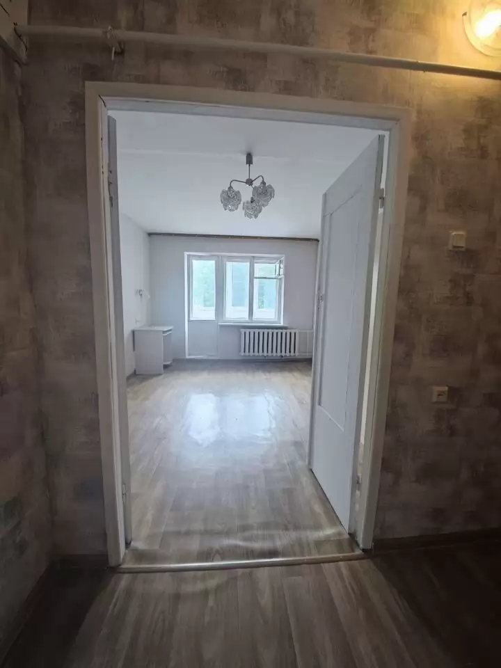 4398252-2
