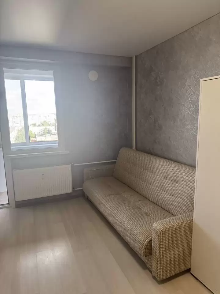 4425621-4