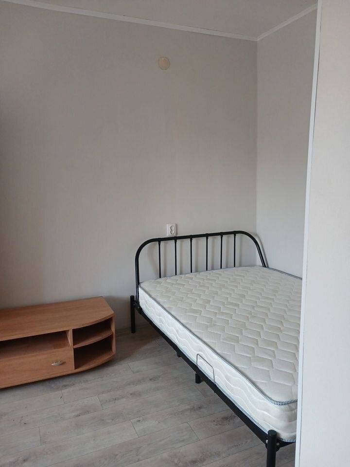 3230780-4