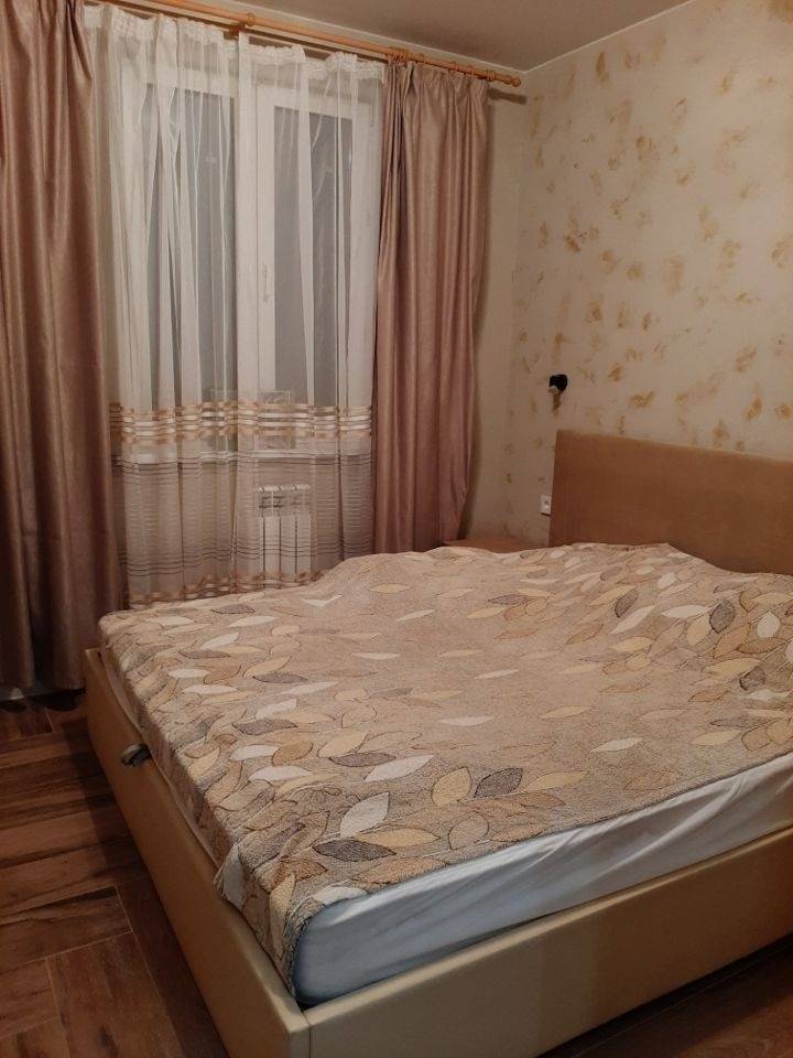 левь (7)