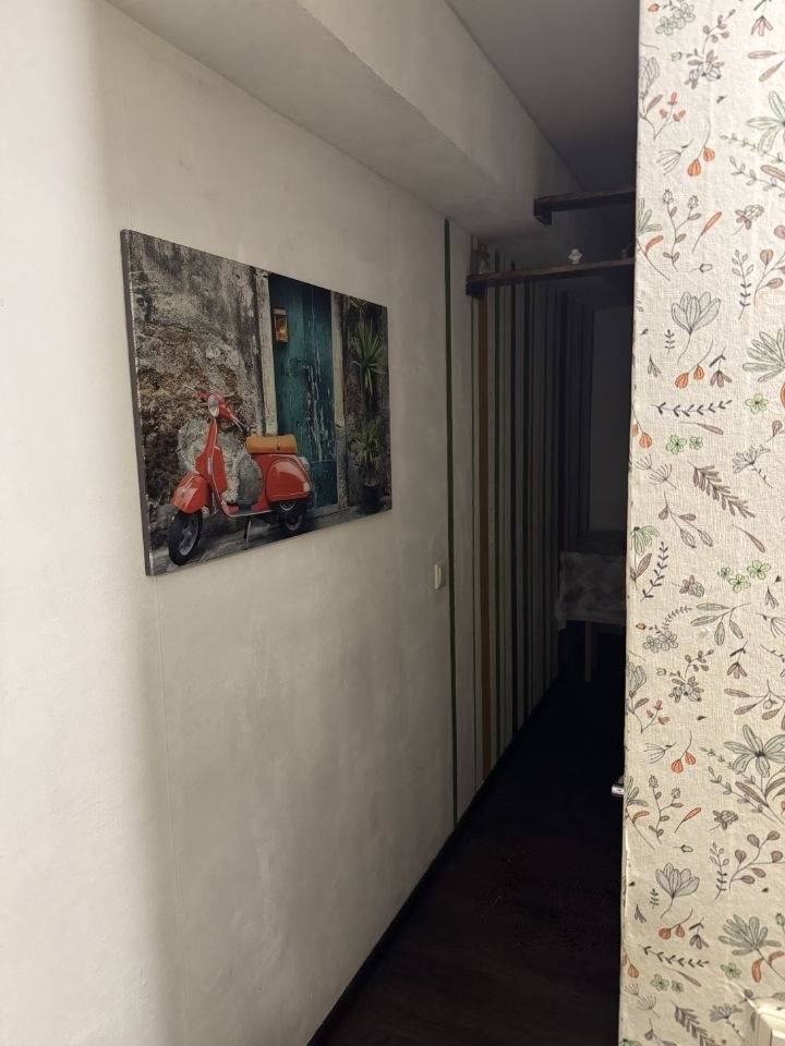 4272671-6