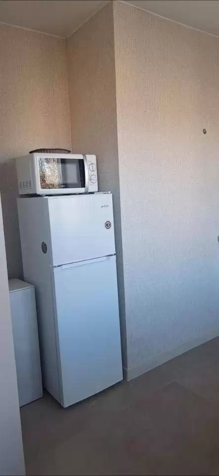 4032273-4
