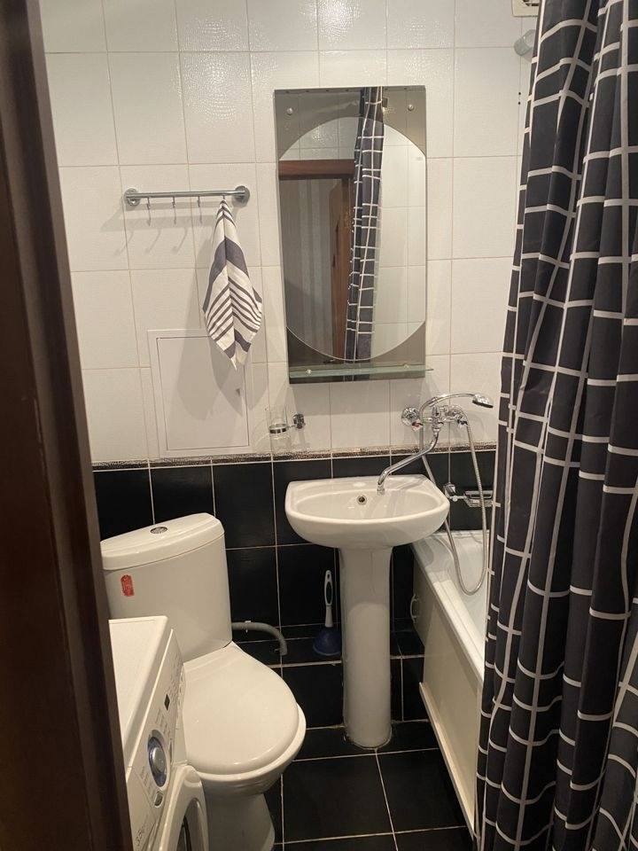 376232-3