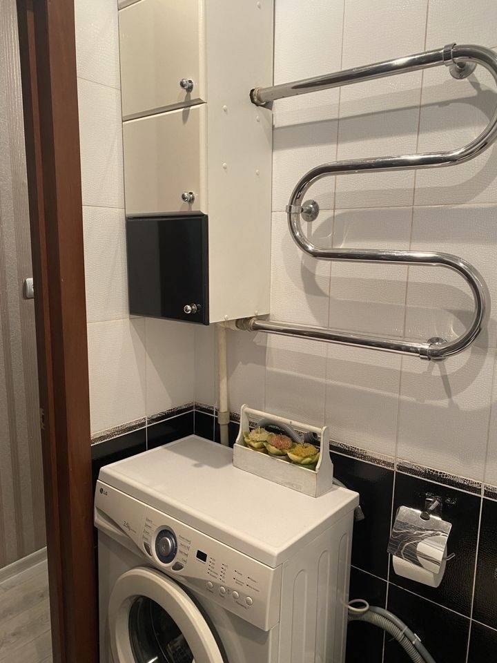 376232-4