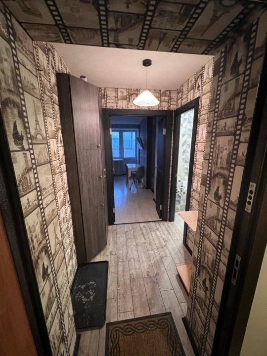 642f1cf5bde35a1f7b76aa19-1