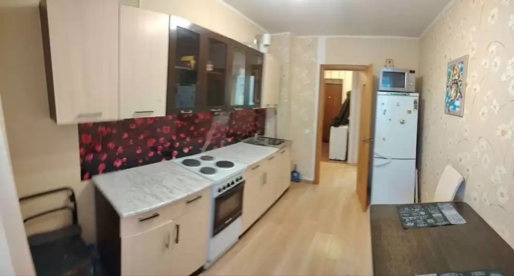 3883471-4