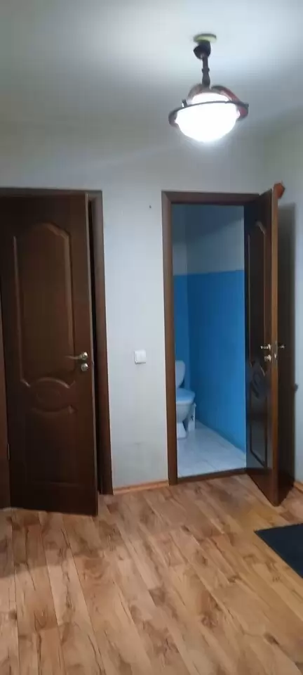 4552786-16