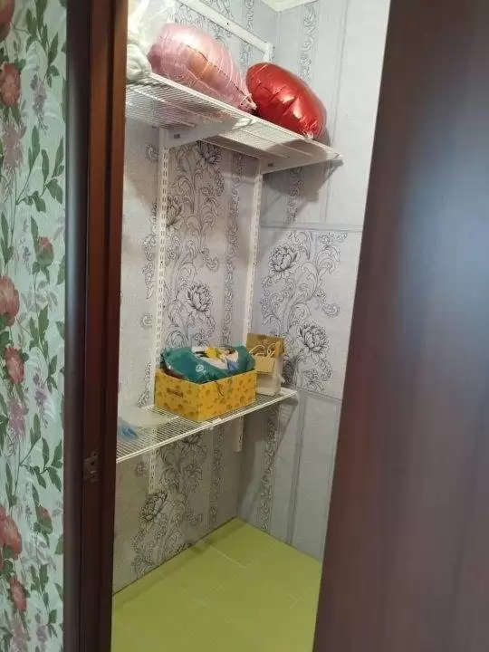 64d24157f0845f2e9a730361-2