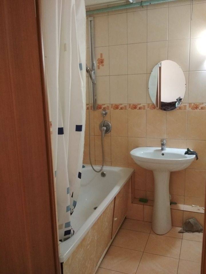 322259-3