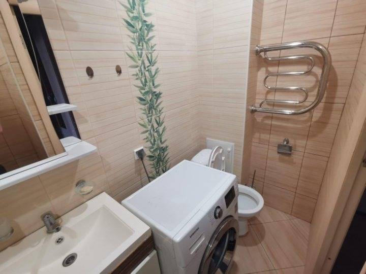 64dd249e17424e0ef756f868-2