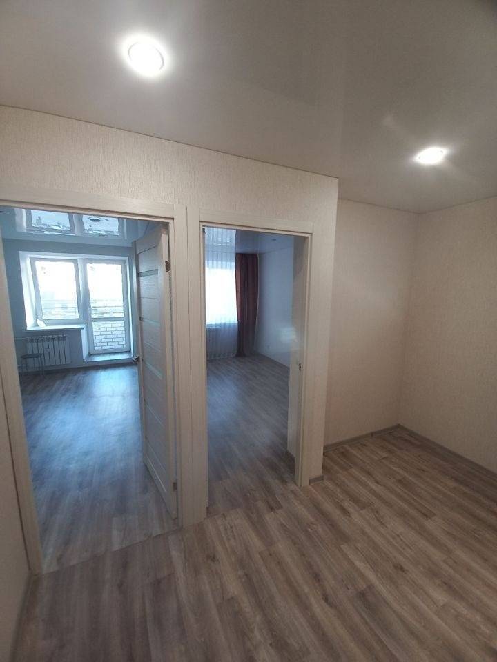 725153-11
