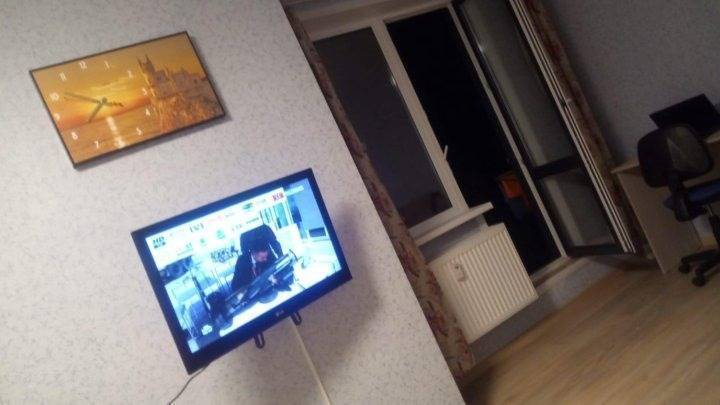 63fa9afb328130360a3bd57c-1