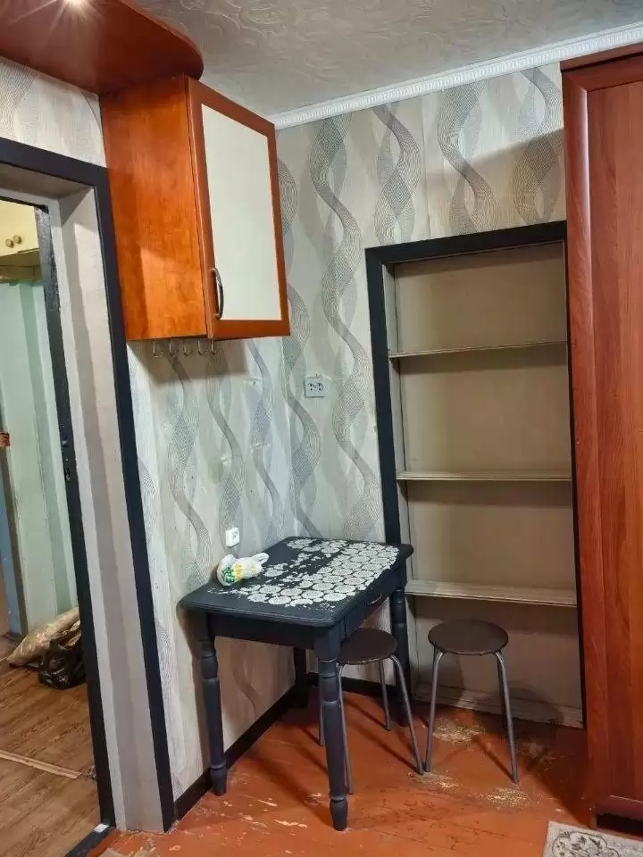 3955884-3