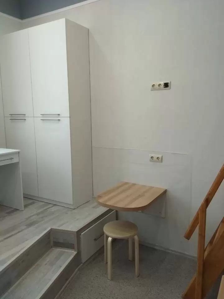 787989-2