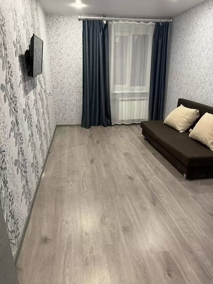 3777736-2