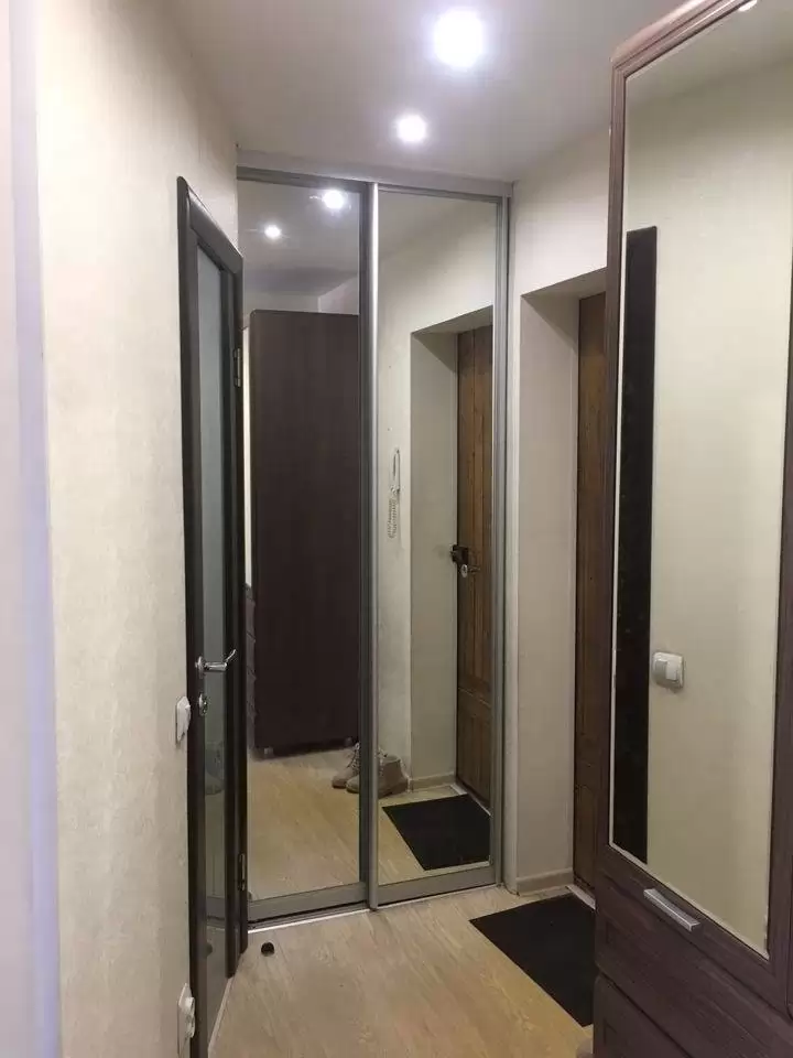 847686-5