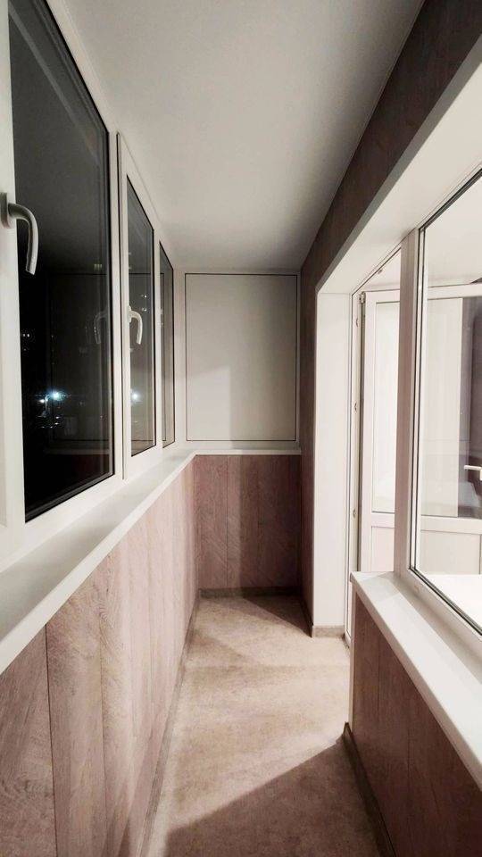 858728-3