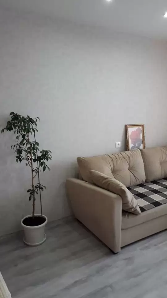 4476897-6