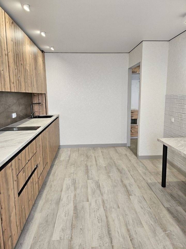 1099580-2