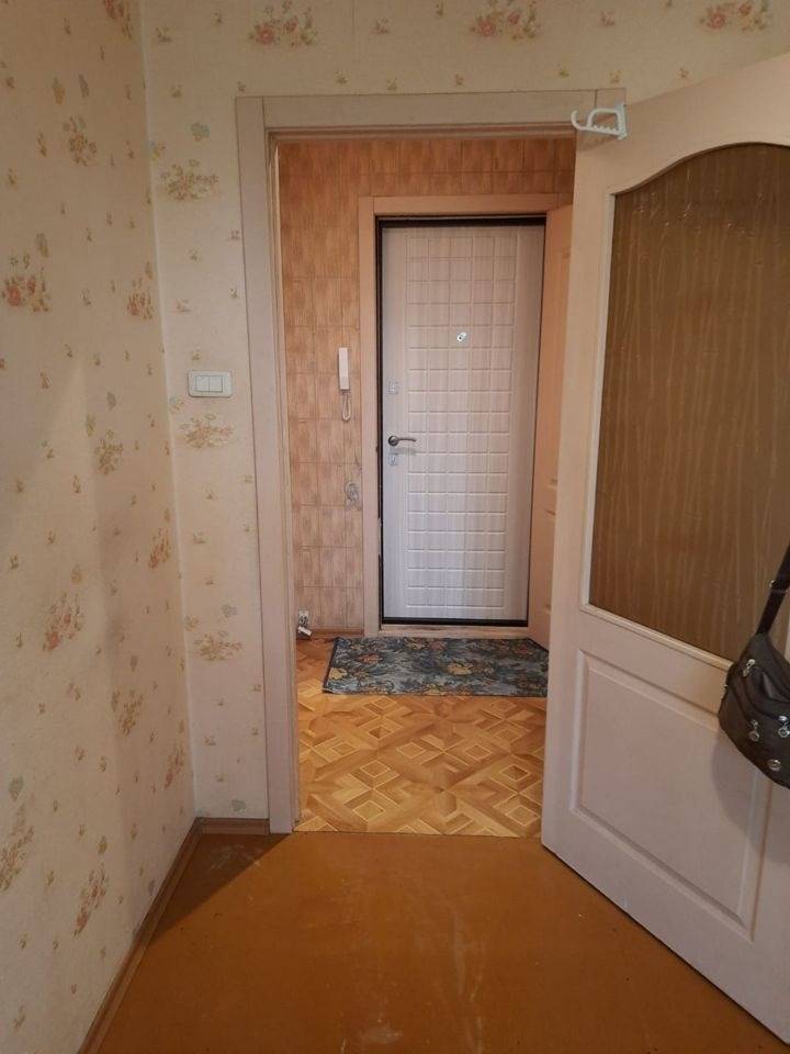 2063174-9