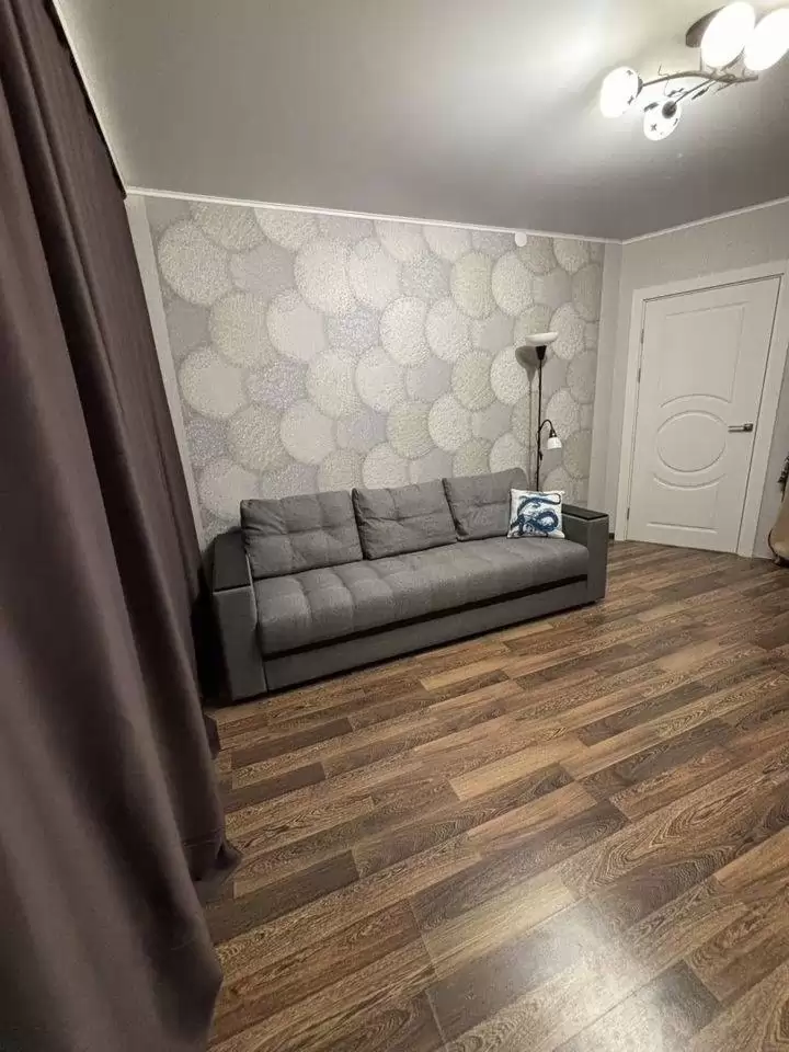 2415937-2