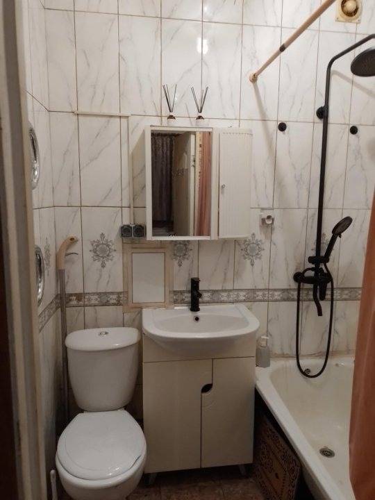 676703d5b8ddbf5b4c0639fd-2