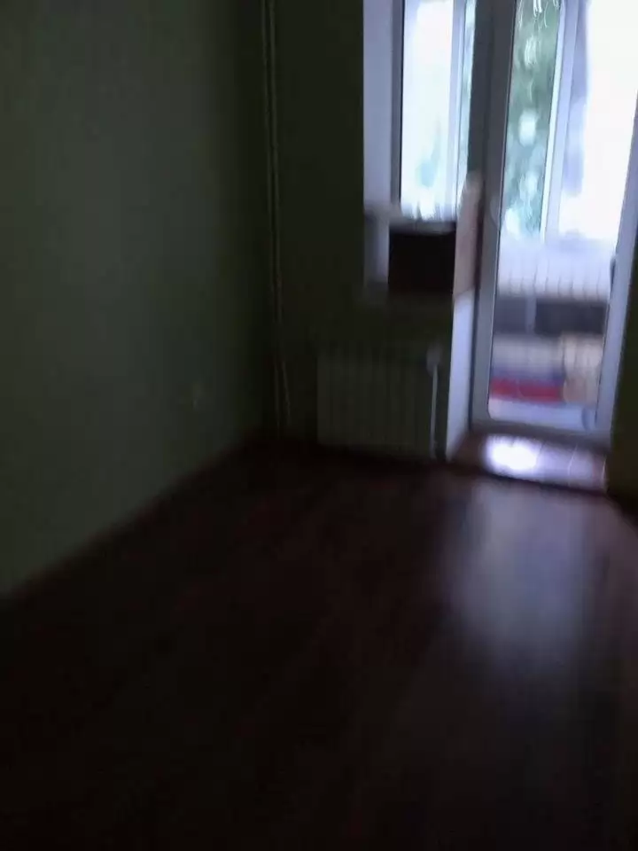 2466523-4