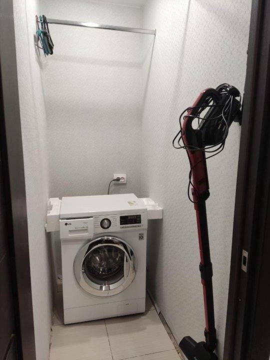 67f786723e48416f9b036f35-2