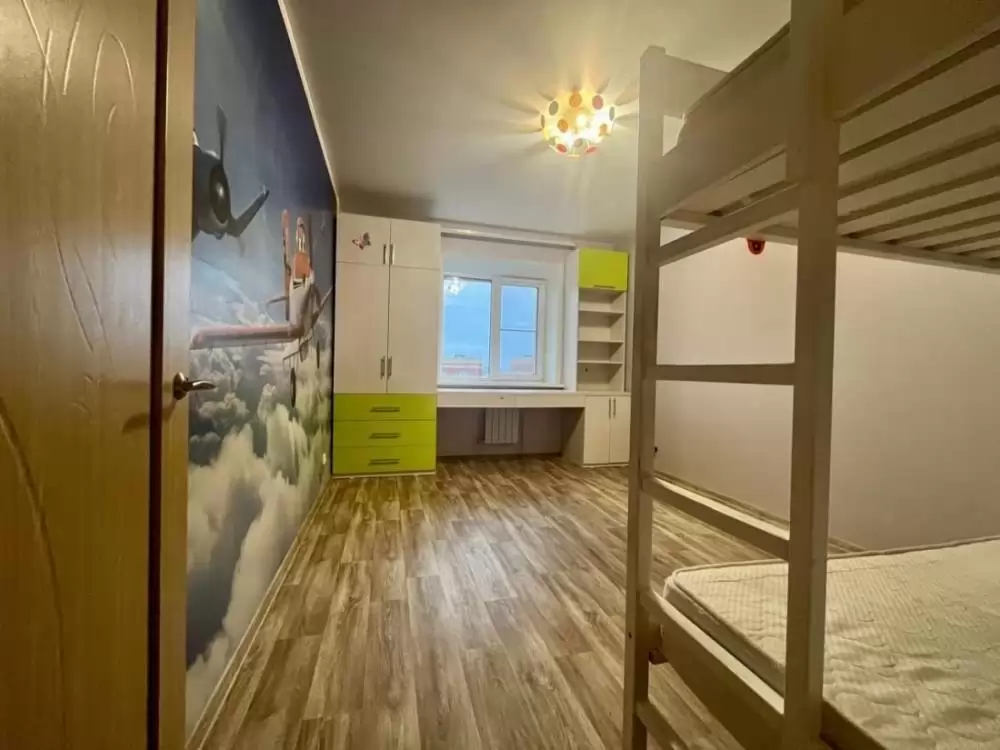 3997798-3