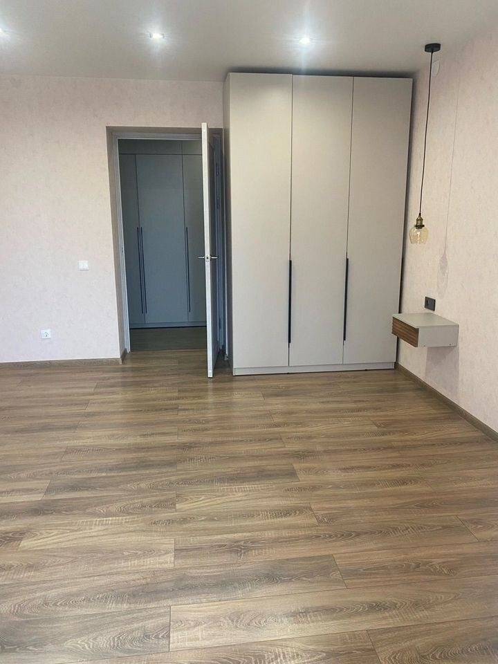 2944798-6