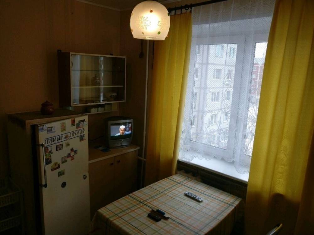 2957058-9