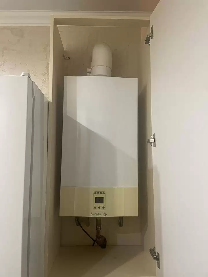 2982472-9