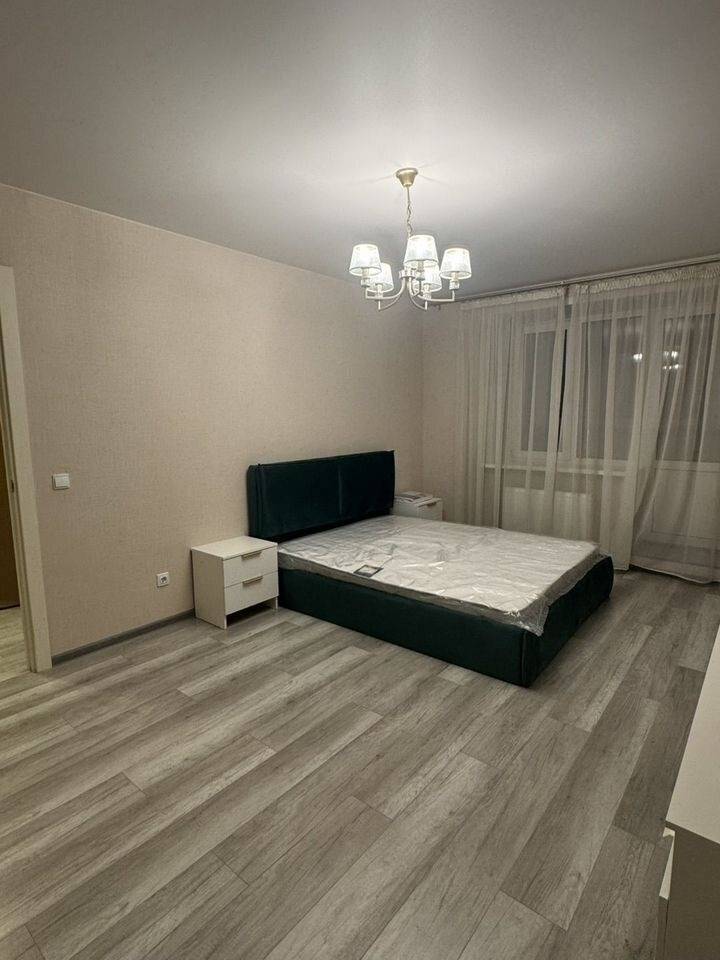 2986879-3