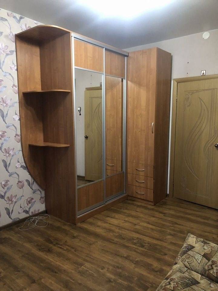 3050392-3