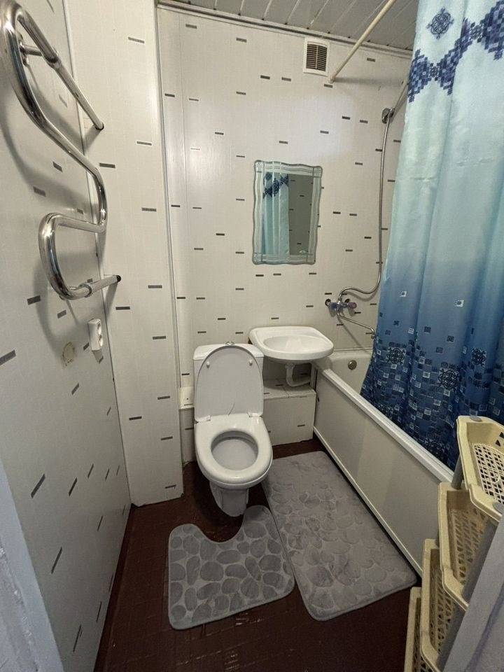 3059582-9