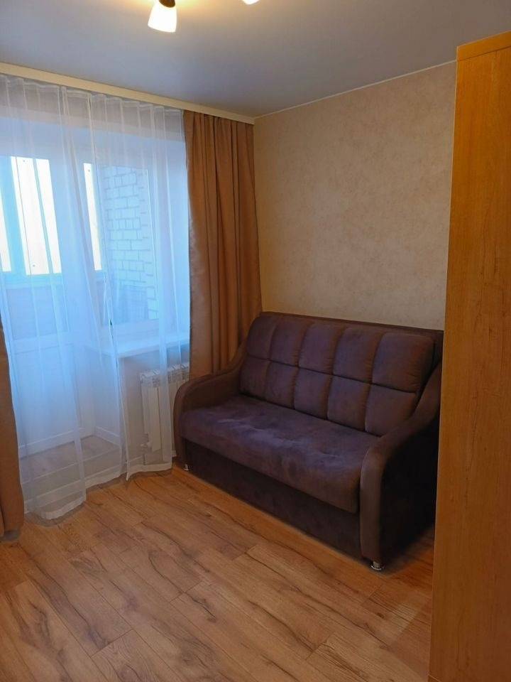 3072852-11