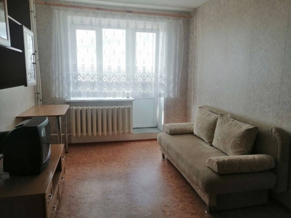 3076958-7