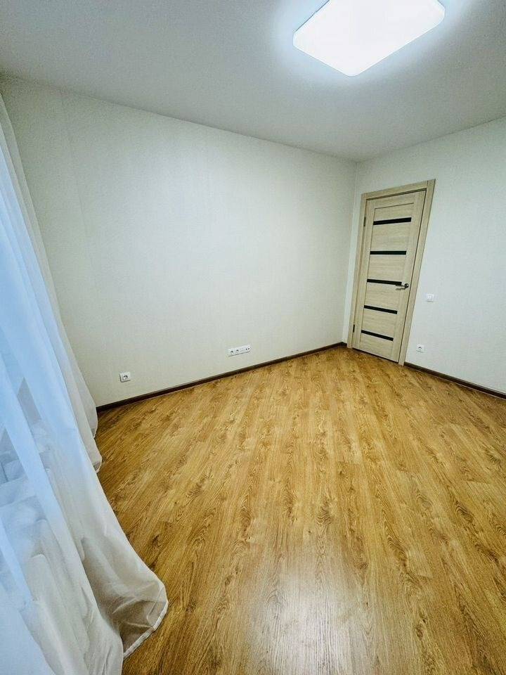 3085222-11
