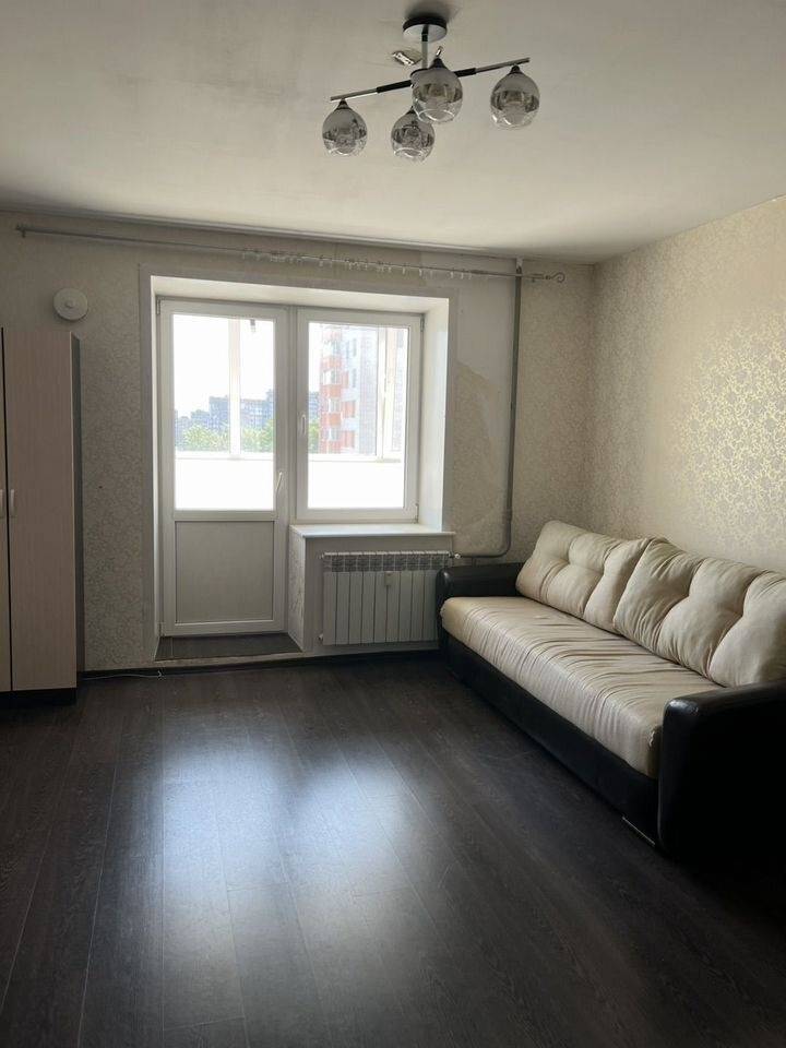 3193559-4