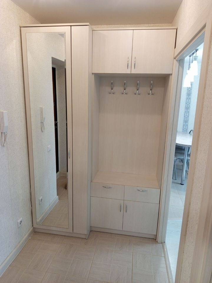 3268718-7